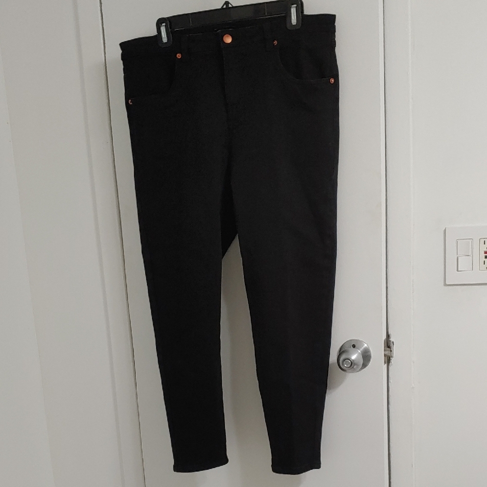 Universal Standard Black Skinny Jeans Size 16 Pre-Owned